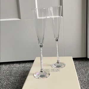 Oleg Cassini Crystal Toasting Flutes